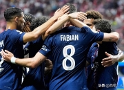 开云体育-Rookie巅峰对决，德约科维奇与60激战巴黎圣日耳曼分钟，惊险取胜胜负难料！的简单介绍