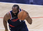 开云- 哈登 西装 